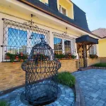 Guest house Lucs 2*