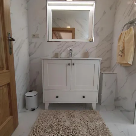 Casa de hóspedes Lucs