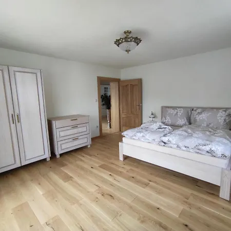 Casa de hóspedes Lucs