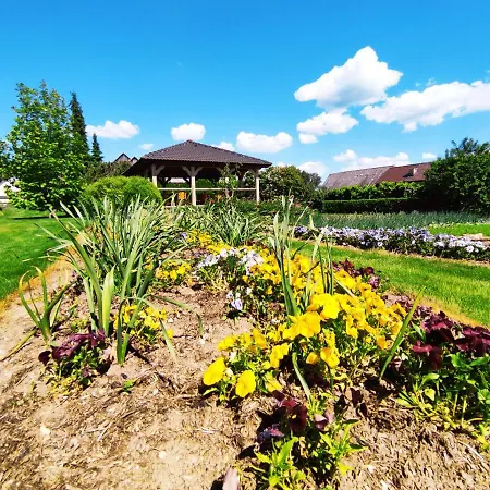 Casa de hóspedes Lucs