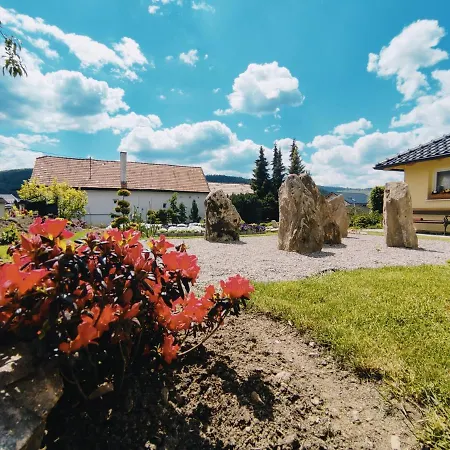 Casa de hóspedes Lucs 2*