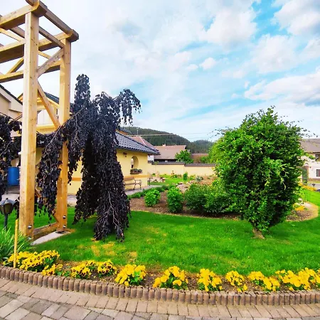 Lucs Casa de hóspedes Heľpa